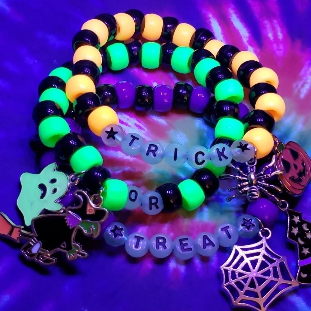 Handmade Beaded Halloween Trick or Treat Stacked Charm Bracelets - Picture 2 of 8
